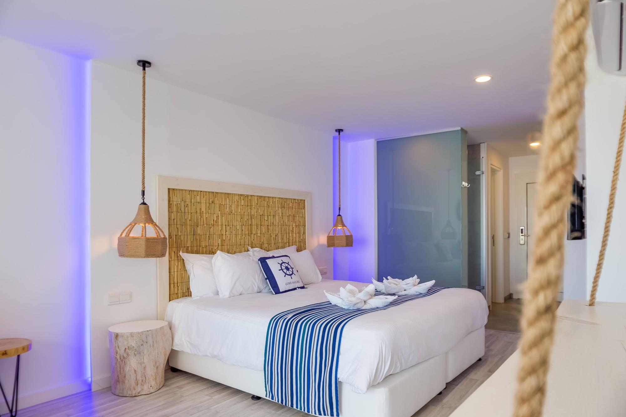 Blue Harbour Boutique Aparthotel ไอยานาปา ภายนอก รูปภาพ