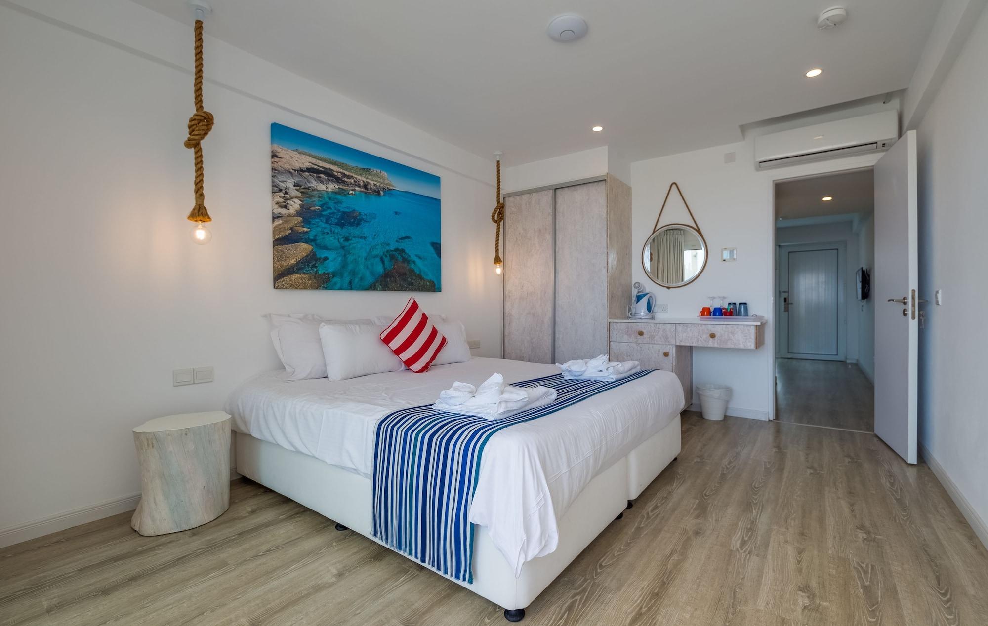 Blue Harbour Boutique Aparthotel ไอยานาปา ภายนอก รูปภาพ