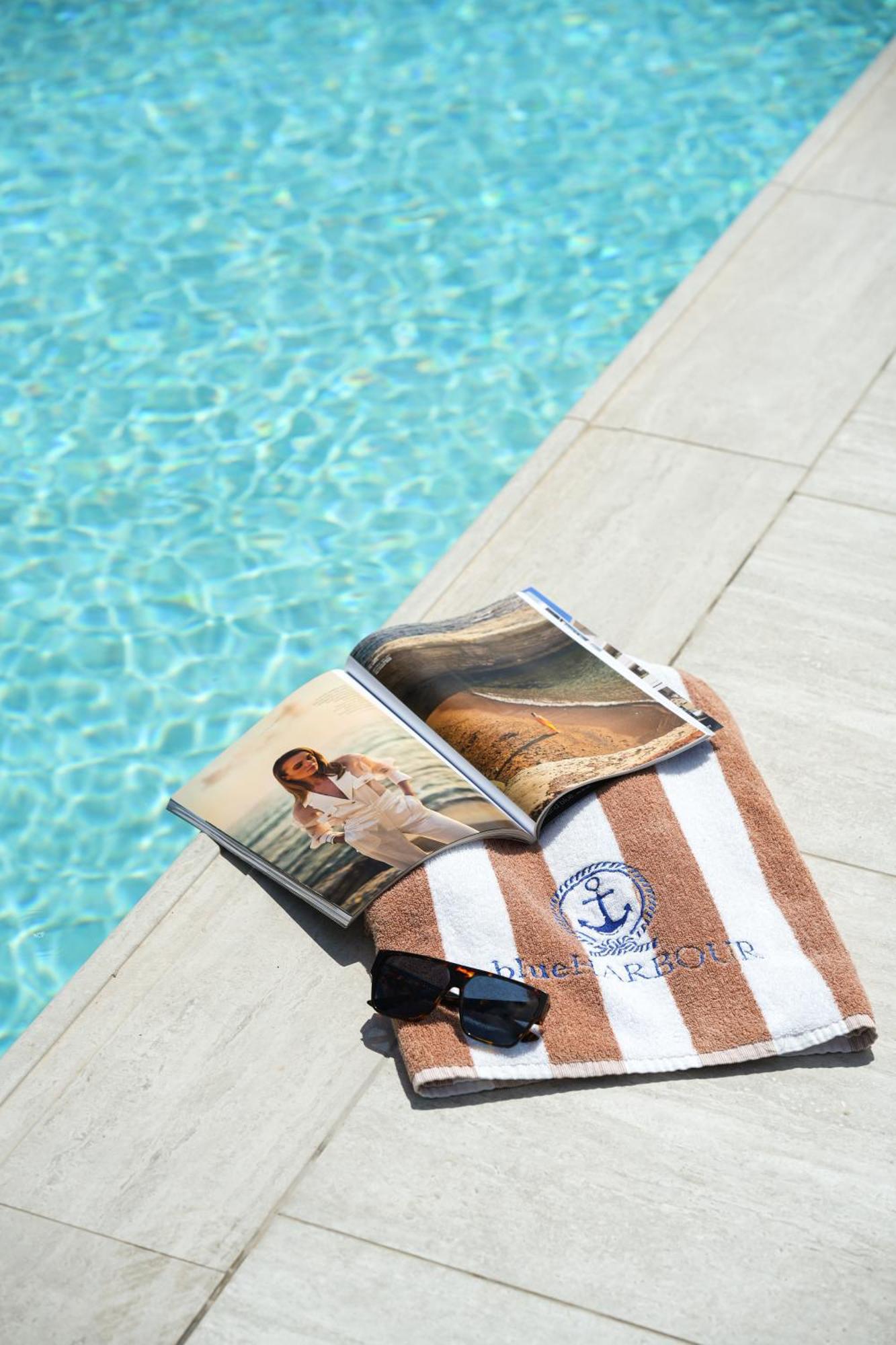 Blue Harbour Boutique Aparthotel ไอยานาปา ภายนอก รูปภาพ